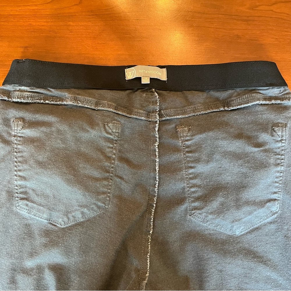 “Ab” Solution Jeans Ankle Skinny Wit & Wisdom gray pant Women’s Size 14 - Picture 4 of 13